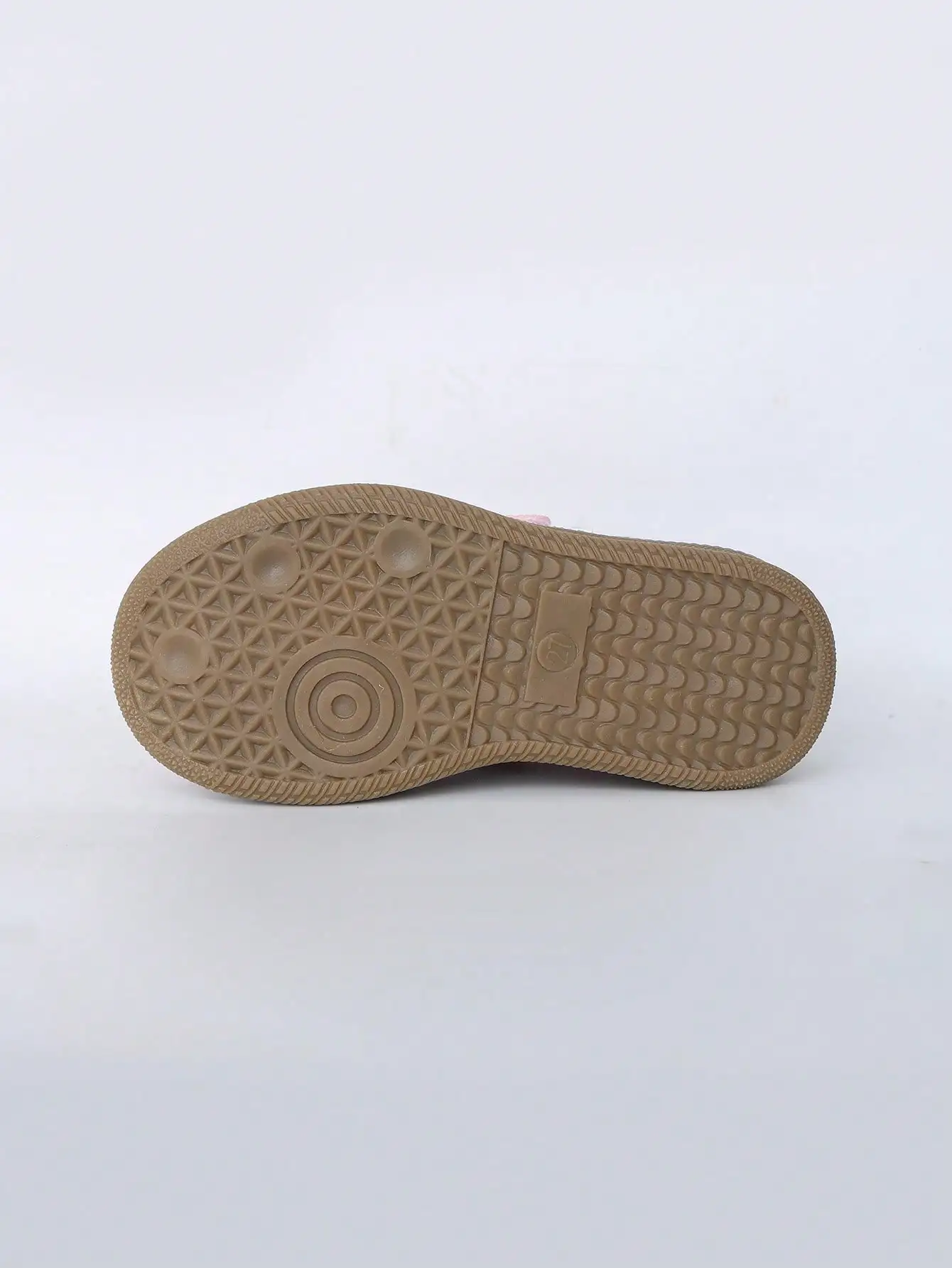 2026 New Comfortable Cartoon Kids Sports Shoes Fashionable Easy to Match Breathable Running Shoes KT Cat Design