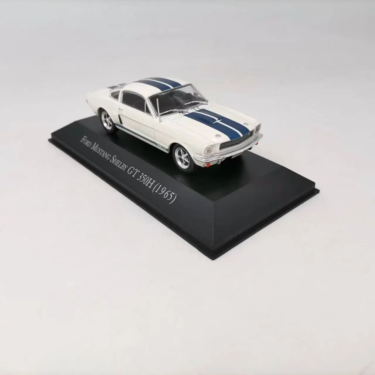 

IXO 1:43 Mustang Shelby GT 350H 1965 Alloy Car Diecasts & Toy Vehicles Car Model Miniature Scale Model Car For Children