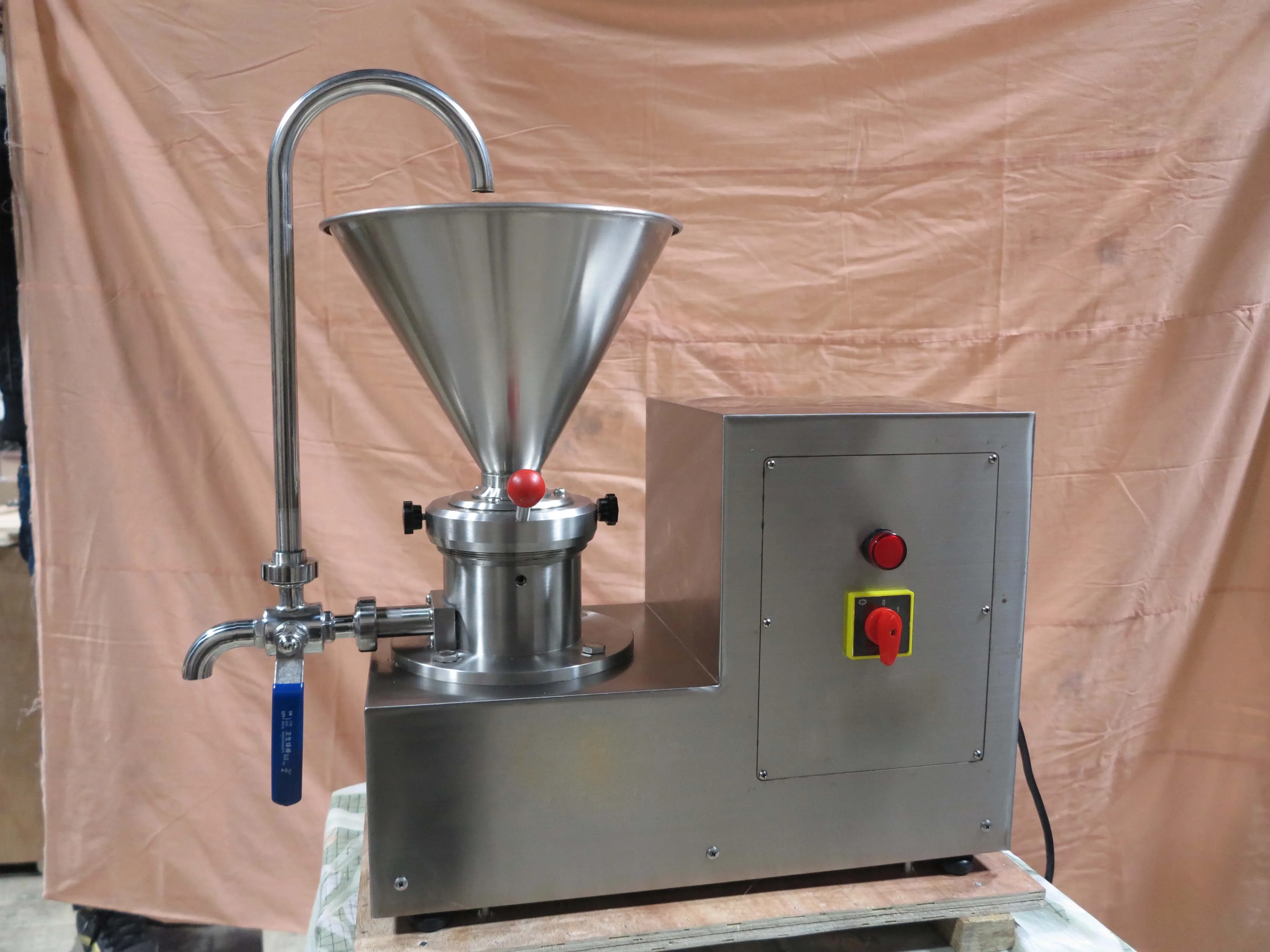 50-700 kg/u Automatische Pinda Cacaoboter Grinder Extractor Machine HJ-MJS-60