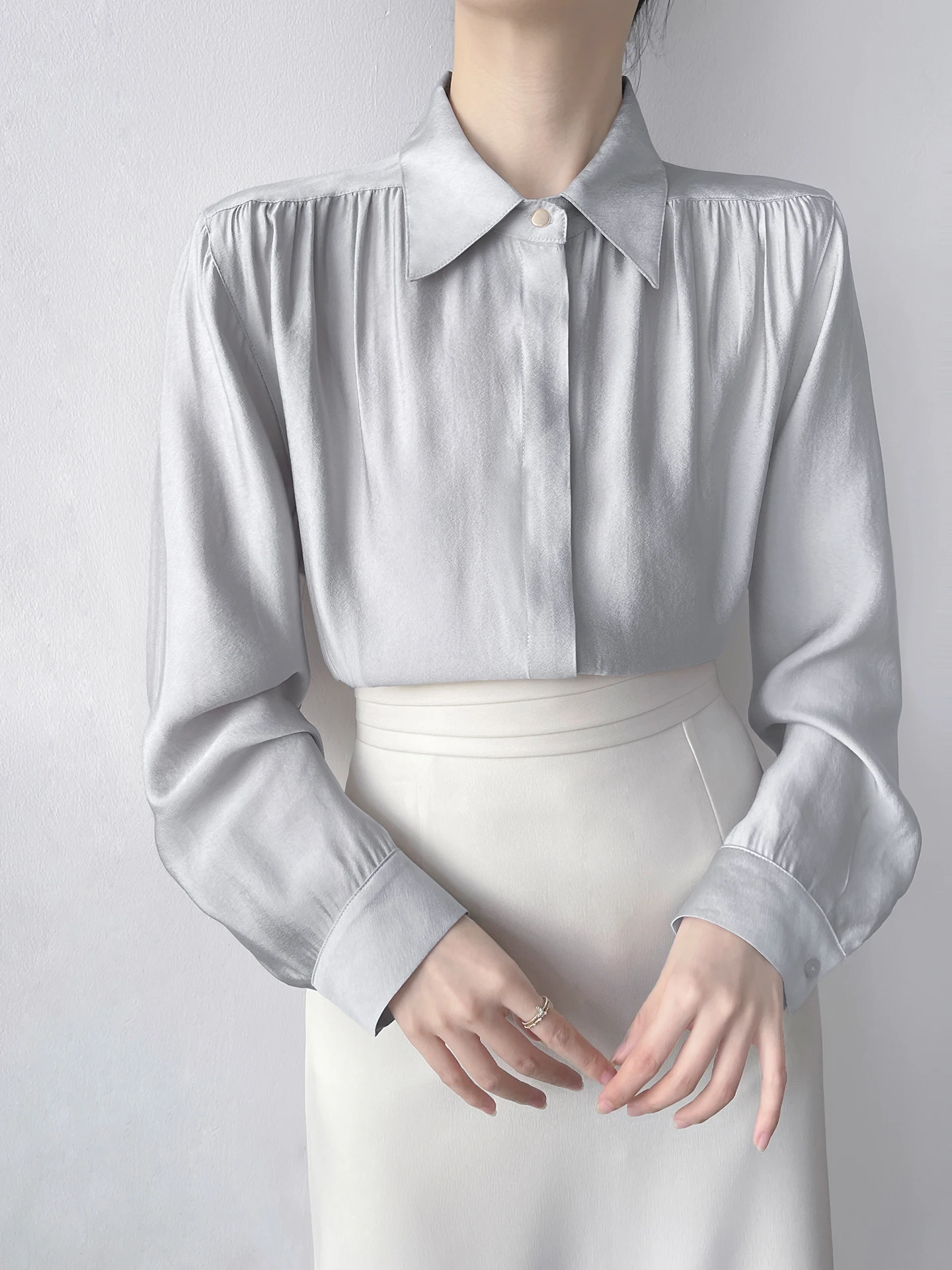 Gray Silk Long Sleeve Collared Workwear Shirt for Women Commute Style Loose Fit Polyester Blend Comfortable Breathable Shirt