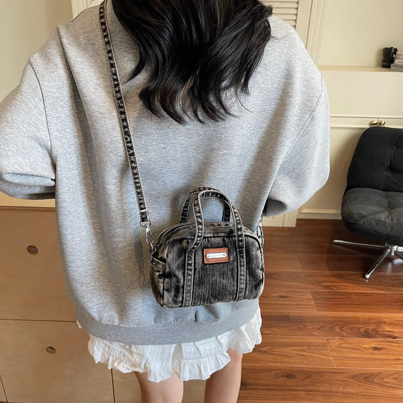 

Mini Denim Women's Bag 2025 Trendy Shoulder Bag New Jeans Messenger Bag Y2K Student Eco Bag Korean Shopper Handbag Bowling Bag