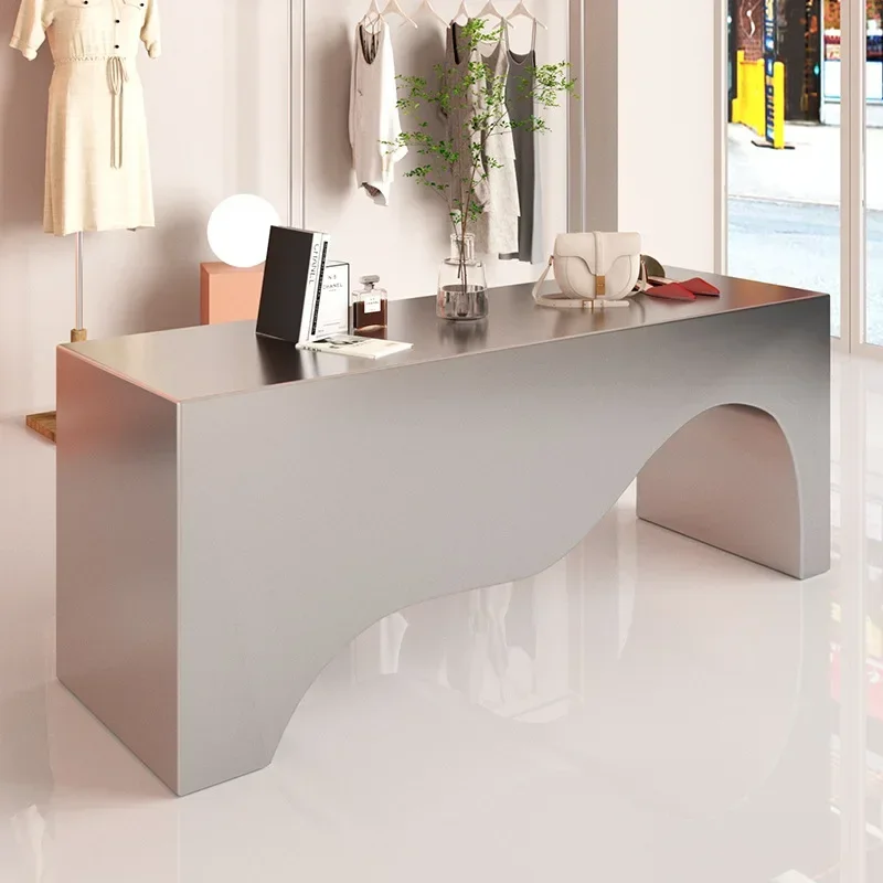 Clothing store Nakajima, stainless steel display stand, display table, shopping mall shoes and bags display