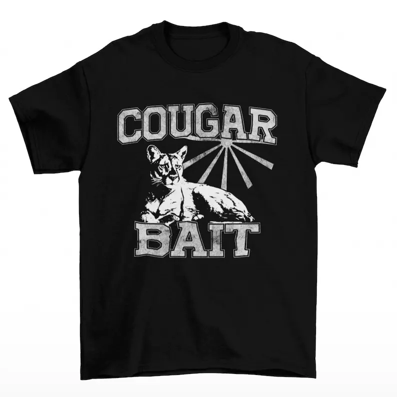 Cougar Hunter - Hunting T Shirt Men - Rude Offensive Gifts For Hunters - Funny Joke Hunting Shirt