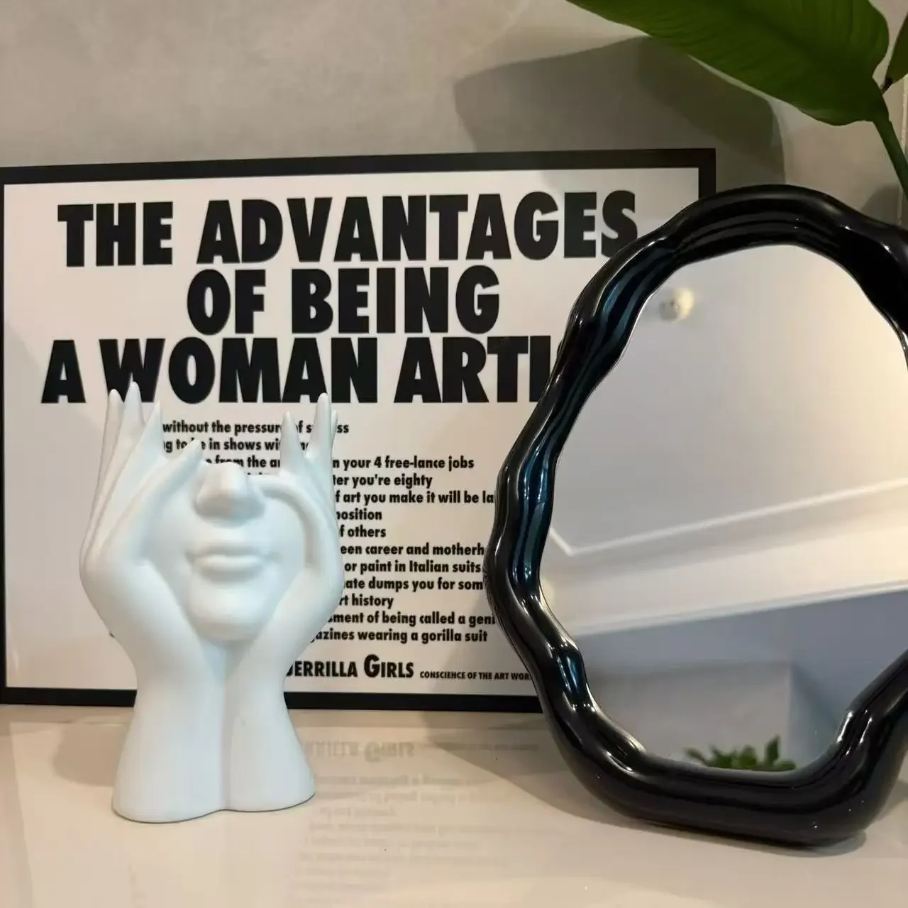 1 قطعة أصحاب تخزين شخصية الفينيل الإبداعية جسم الإنسان فن التصميم مكتب المنظمون حامل فرشاة للمكياج متعدد الوظائف #5