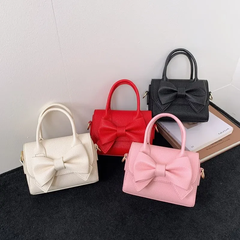 

2025 Red Leather Handbag, Luxe Shoulder Purse for Women, Fashion Crossbody Tote, Minimalist Day to Night Bag, Textured Sling Bag