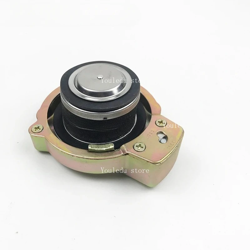 

Подходит для экскаватора Komatsu Pc 120 130 200 210 220 240 360-6-7-8, крышка гидравлического масляного бака, порт масляного бака, аксессуары для экскаваторов