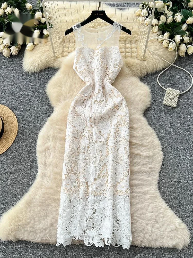 Embroidery Lace Wedding Party Dresses Ladies Hollow Out Slim Summer  Sleeveless Mesh Splice Romantic Long Dress