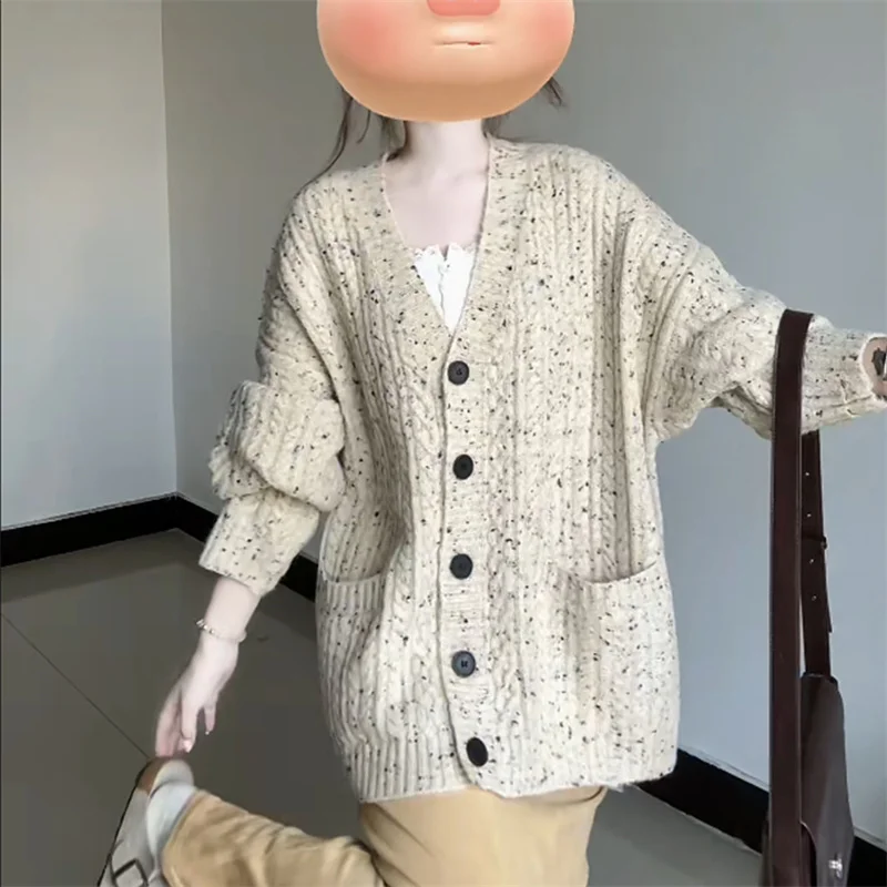 

Вязаный свитер Dongguan Daliang Dongguan Daliang с v-образным вырезом, длинный кардиган све, обычная длина, зимний модный женский трикотаж