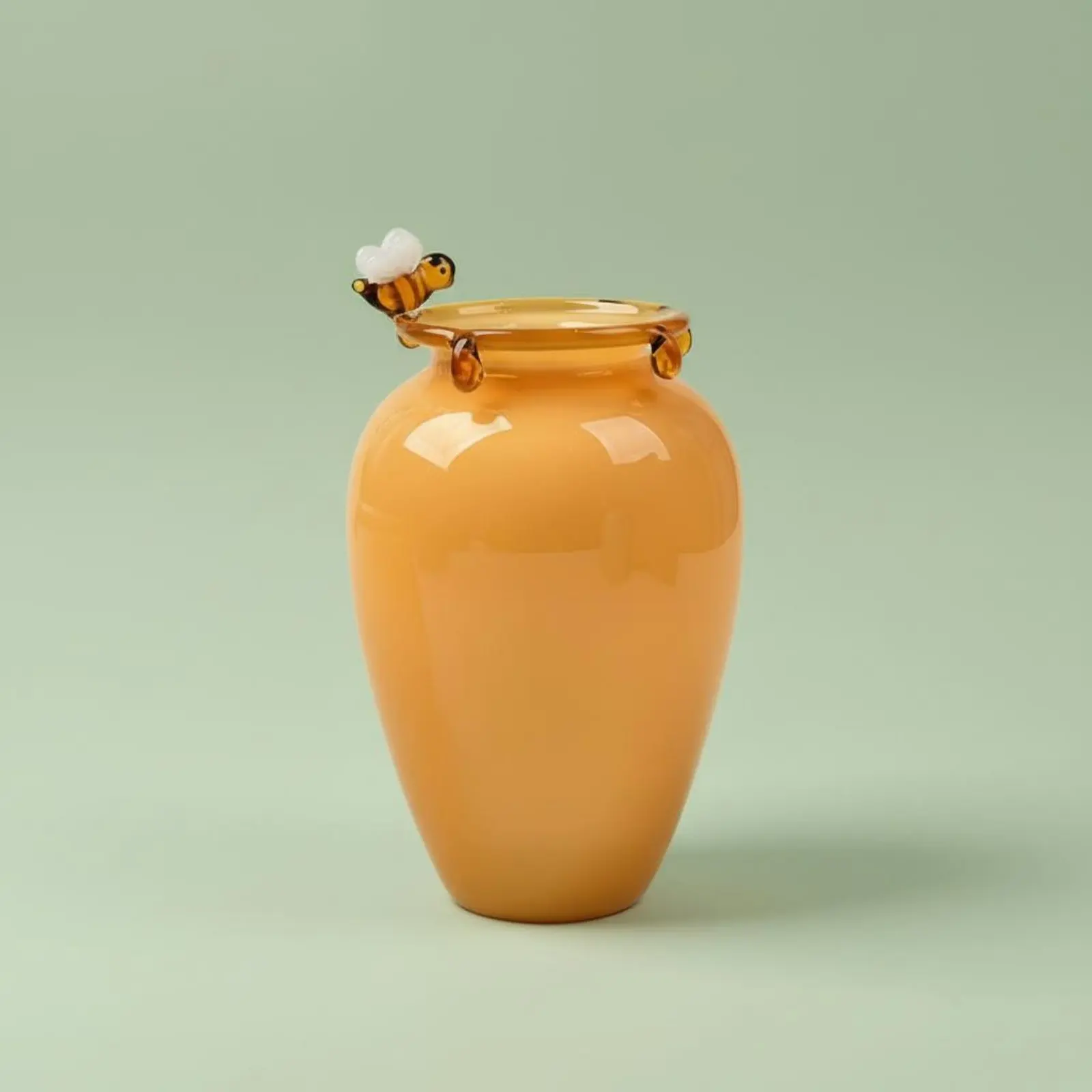 Bee Glass Vase Designer Design Honey Trickle Decorative Vase Desktop Decorative Piece Shiny Finish for Home Decorators