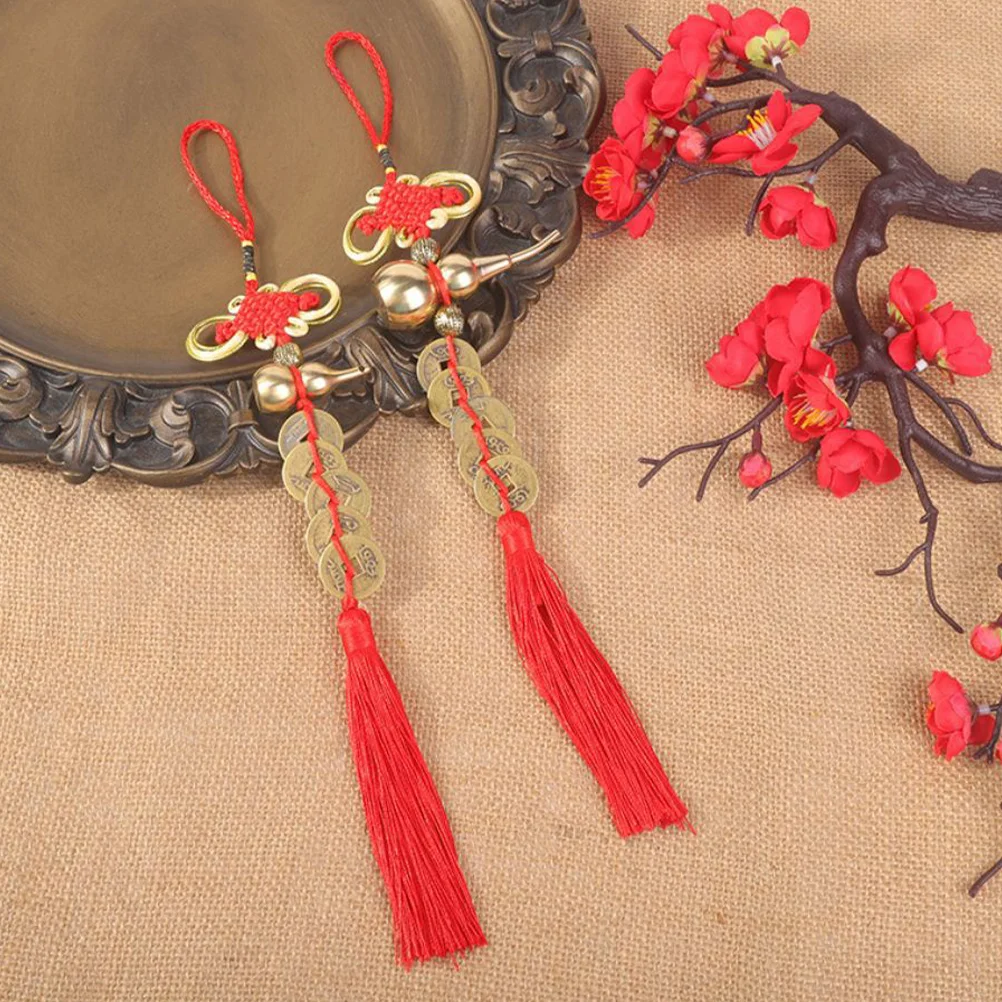 2 szt. Delikatne chińskie zawieszki w kształcie tykwy z monetą i frędzlami, ozdoby do zawieszenia na drzwi, ścianę, dekoracje świąteczne.