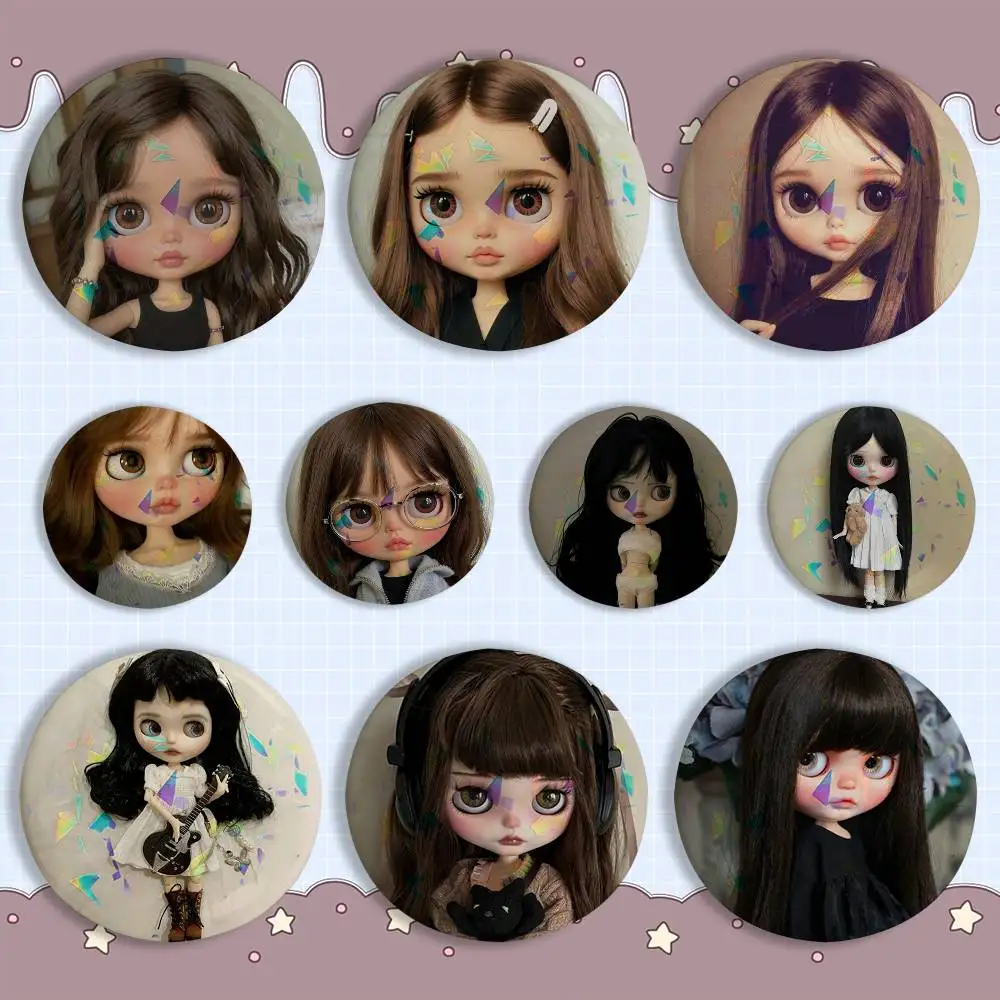 

D-doll B-BlytheS cute Round Exquisite Badge Brooches Creative Pins For Clothes Hat Backpack Gift Accessories