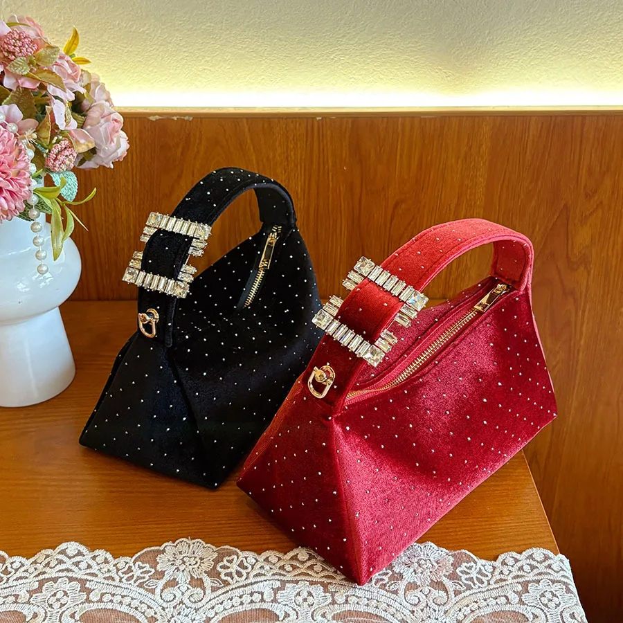 Diamond-Encrusted Large-Capacity Dinner Bag, New Simple Casual Foreign Style Personalized Fashion Polka Dot Shoulder Armpit Bag