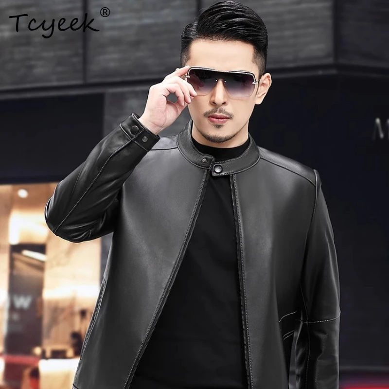 

Tcyeek Sheepskin Black New Youth Men's Short Motorcycle Jacket with Stand Up Collar Slim Fit Trendy Thin Leather Jacket Kurtka
