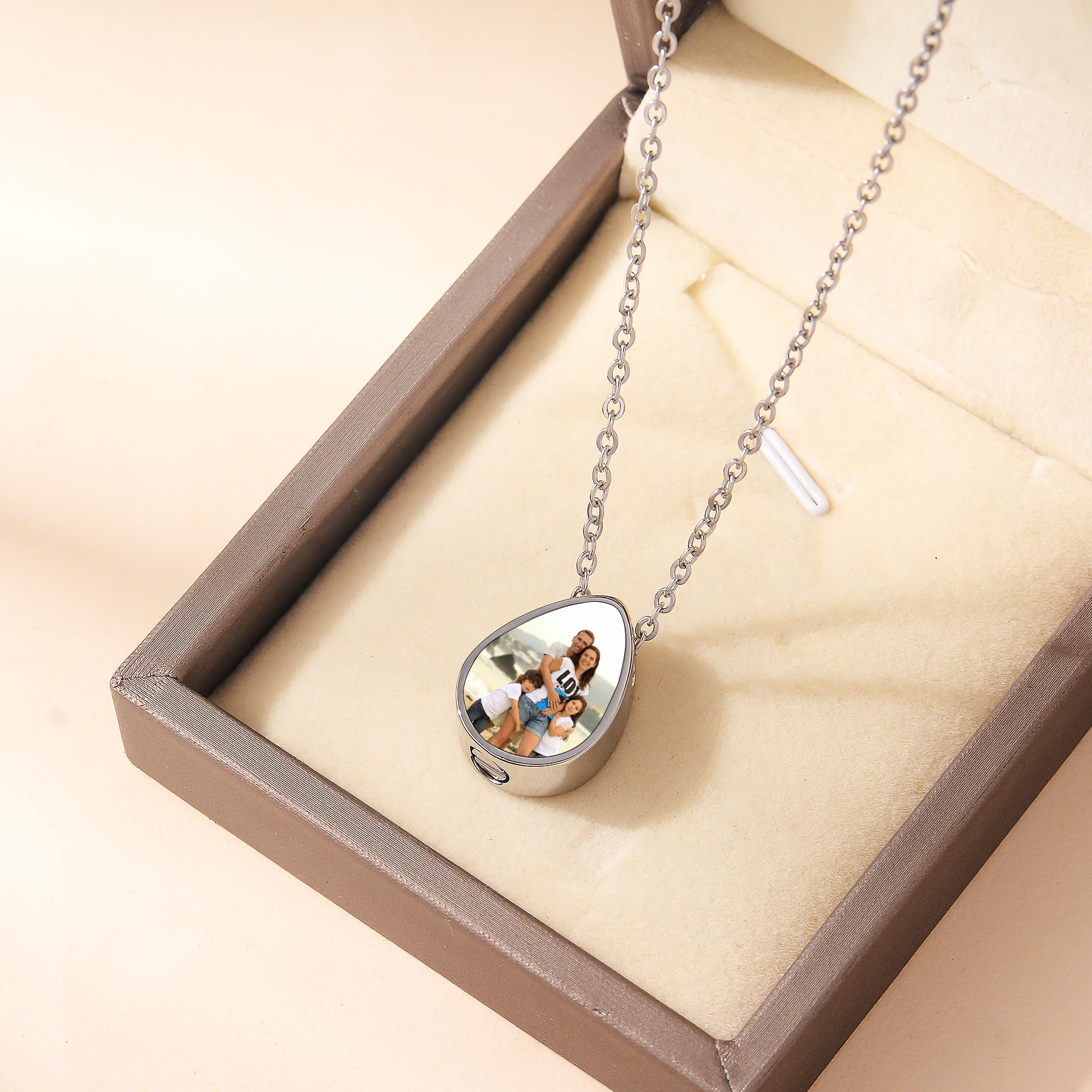 شخصية صورة نص قلادة الحرق للرماد الفولاذ المقاوم للصدأ قطرة الماء قلادة تذكار مجوهرات هدية لرماد الحيوانات الأليفة البشرية