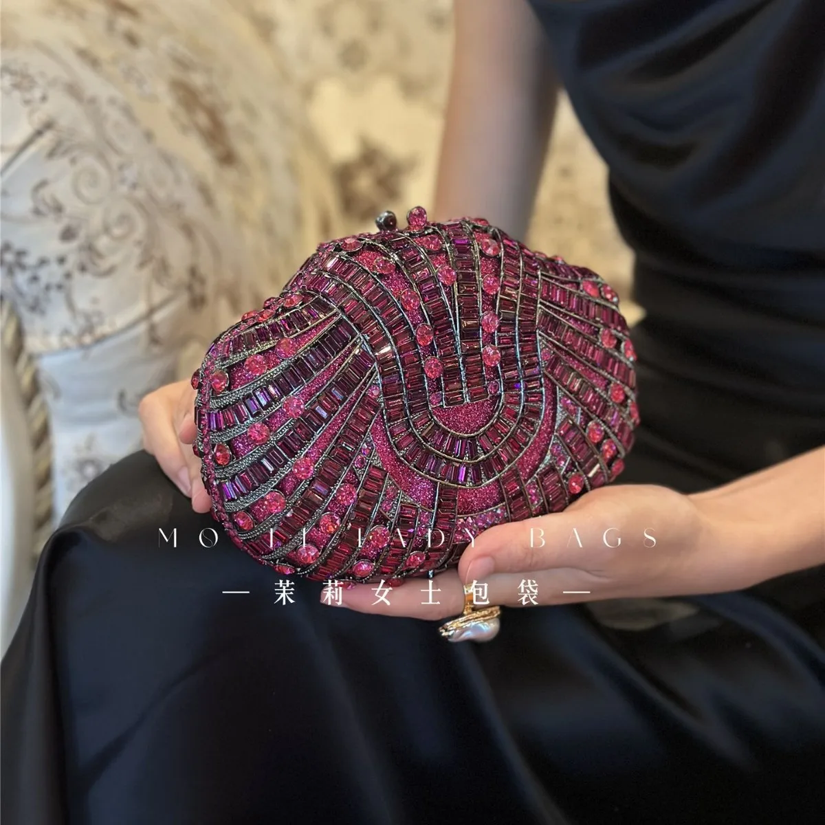 Premium celebrity style export diamond-encrusted dinner bag empty metal hard box diamond bag banquet dress bag