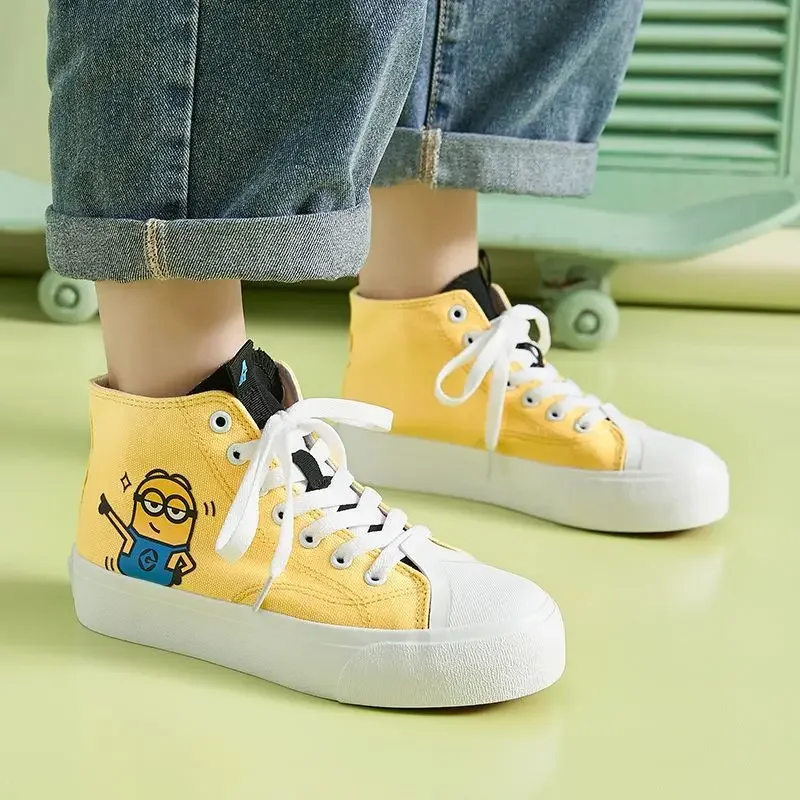 Spregevole Me Minions cartoon cute scarpe casual con suola spessa animazione creativa periferiche kawaii scarpe di tela sneakers per studenti