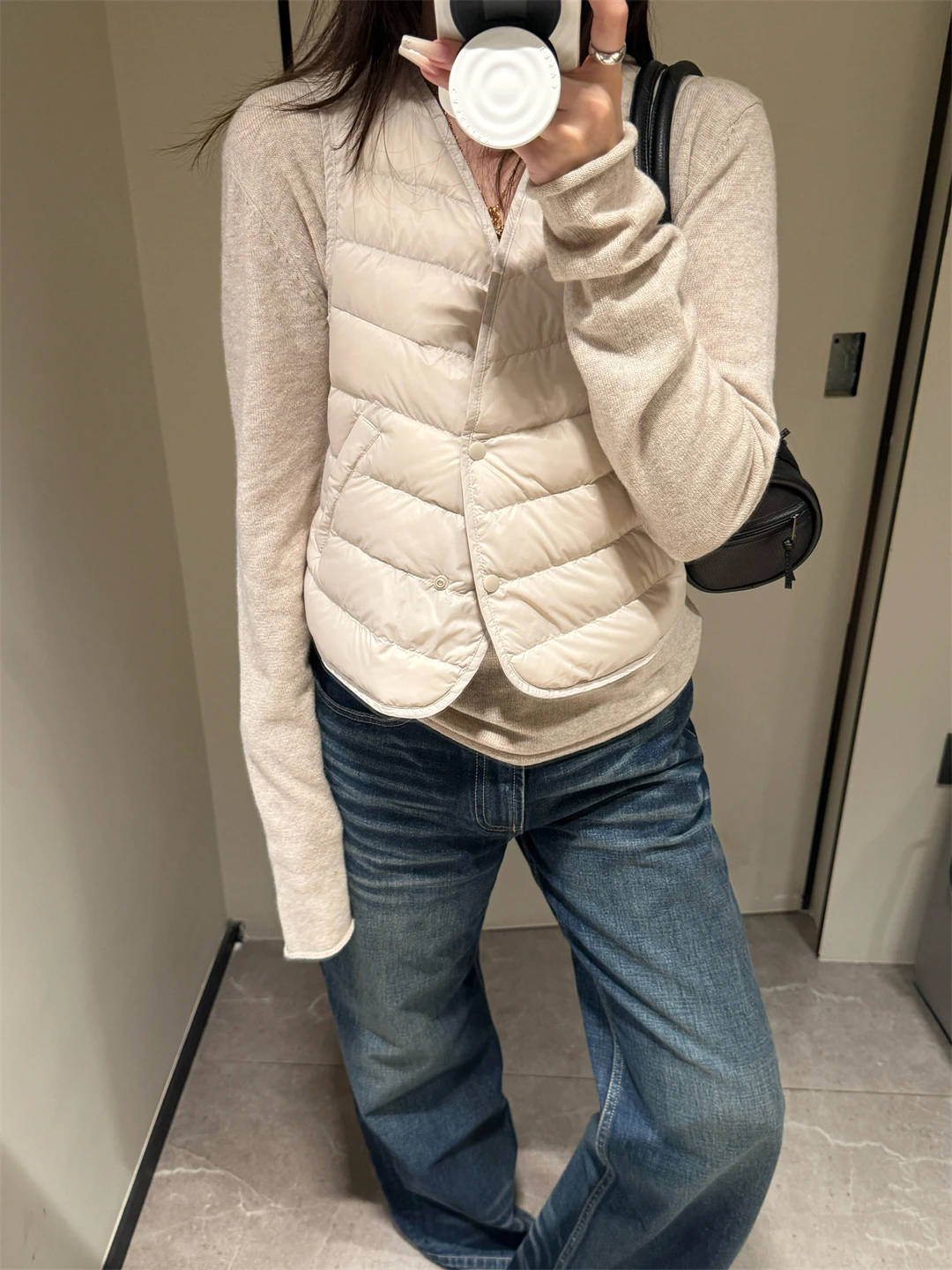 

Новинка зимнего сезона: Женский утепленный пуховый жилет Slim Fit, легкий, теплый, однотонный, двухцветный, модная верхняя одежда.