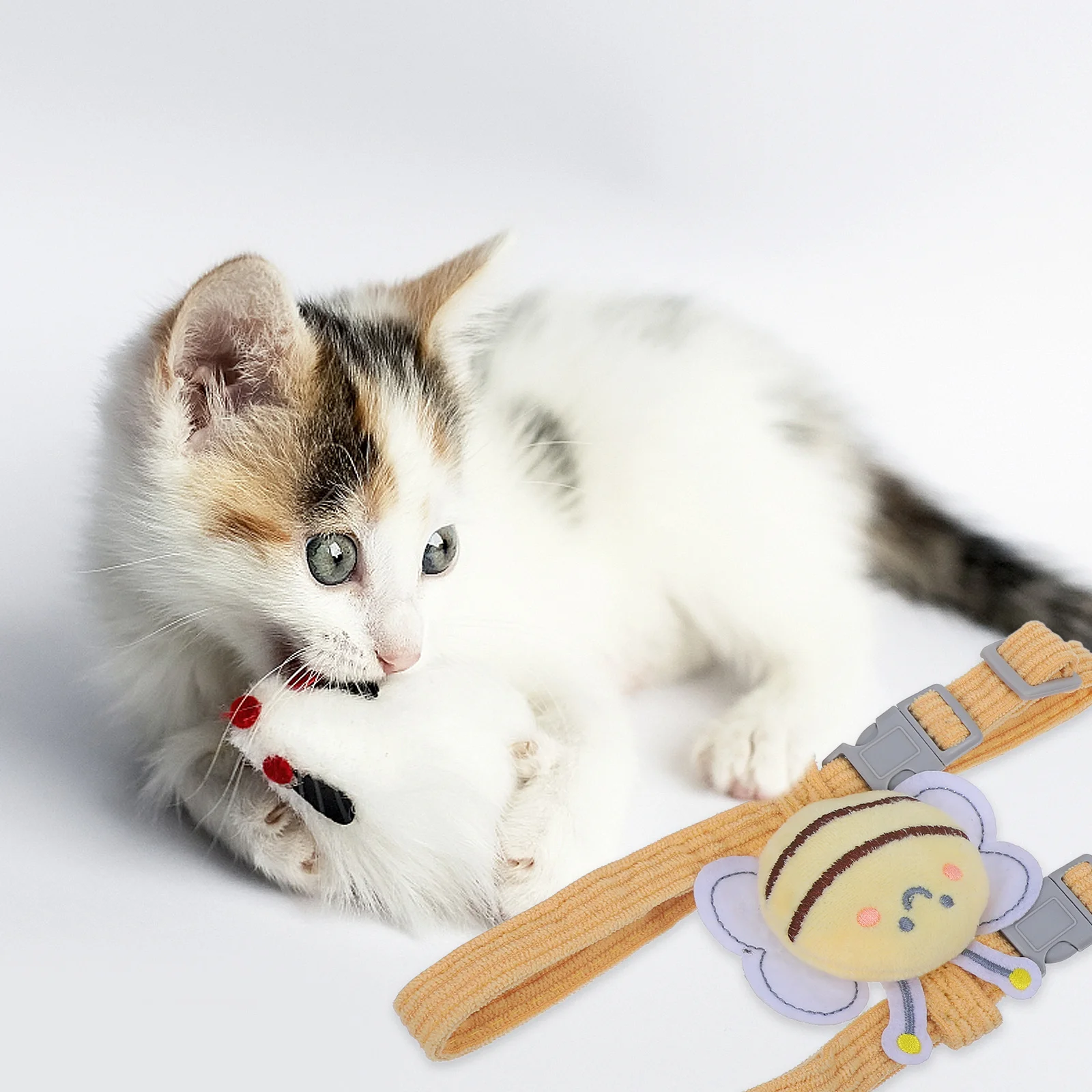 

1Set Cat Harness Adjustable Dog Walking Vest Lightweight Nylon Puppy Harness Durable Traction Rope Pet Accessory