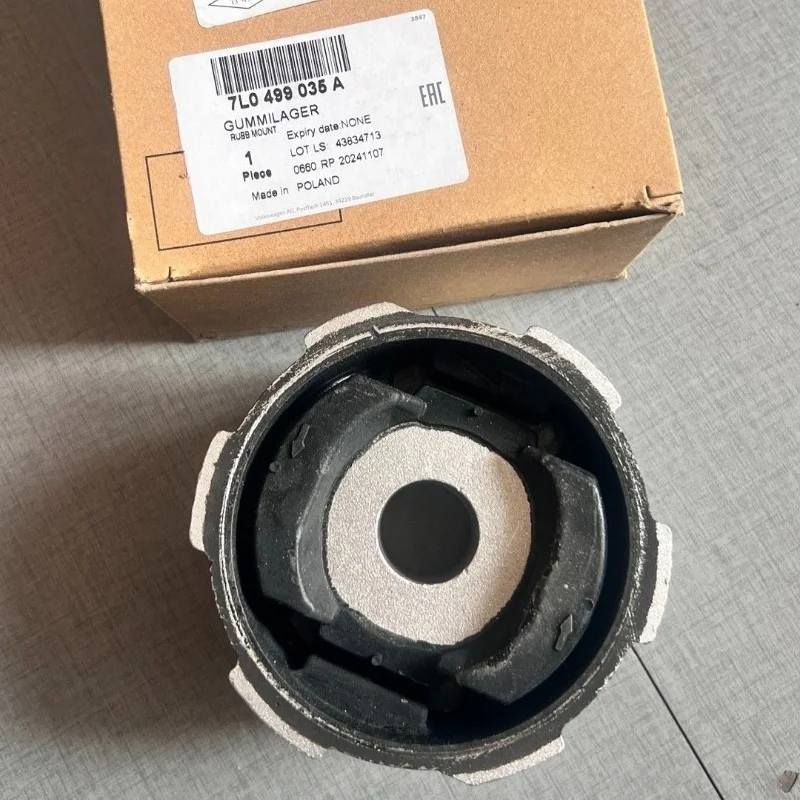 7L0499035A Suspension Cross Member Subframe Insulator Rubber Bushing Replacement Parts Fit For Audi Q7 VW Touareg Axle Support