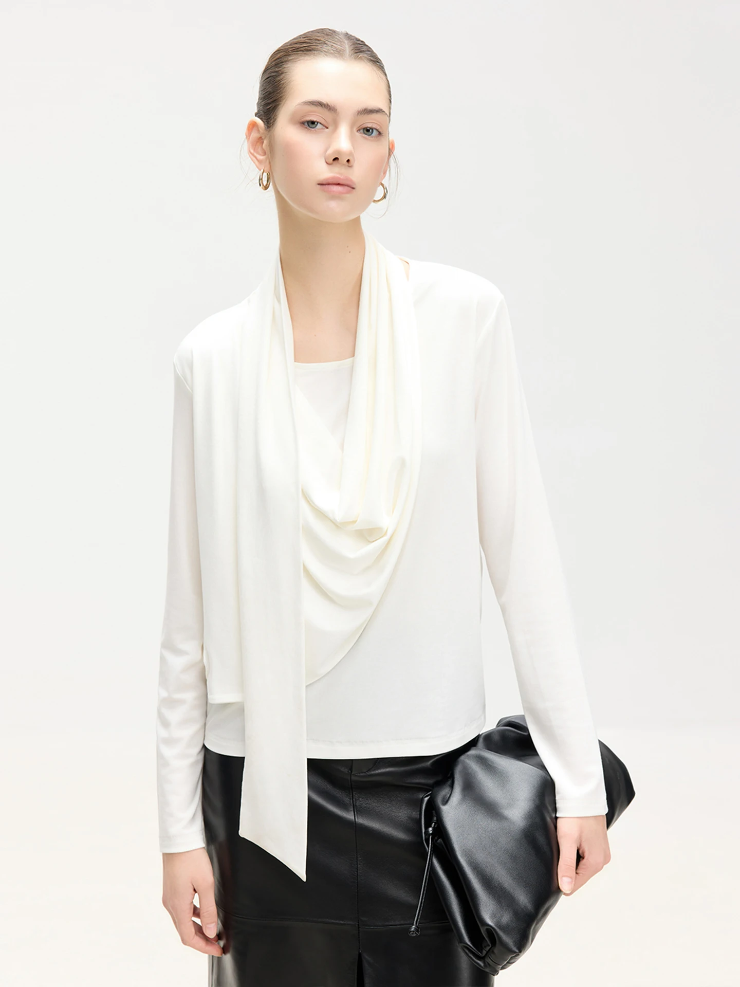 

LUR 2025 Spring Simple Sle Long Sve T-irt Ele Versatile Women's Faion Top High Waist Stand Fit R Leser Fiber