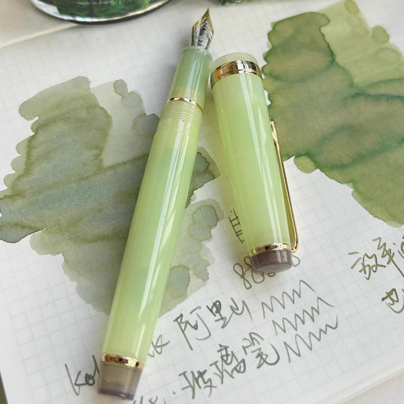 

Jinhao Acrylic Semi-Transparent Fountain Pen Gradient Color Hand-Polished Blade Nib EF F M Calligraphy Student Stationery Pens