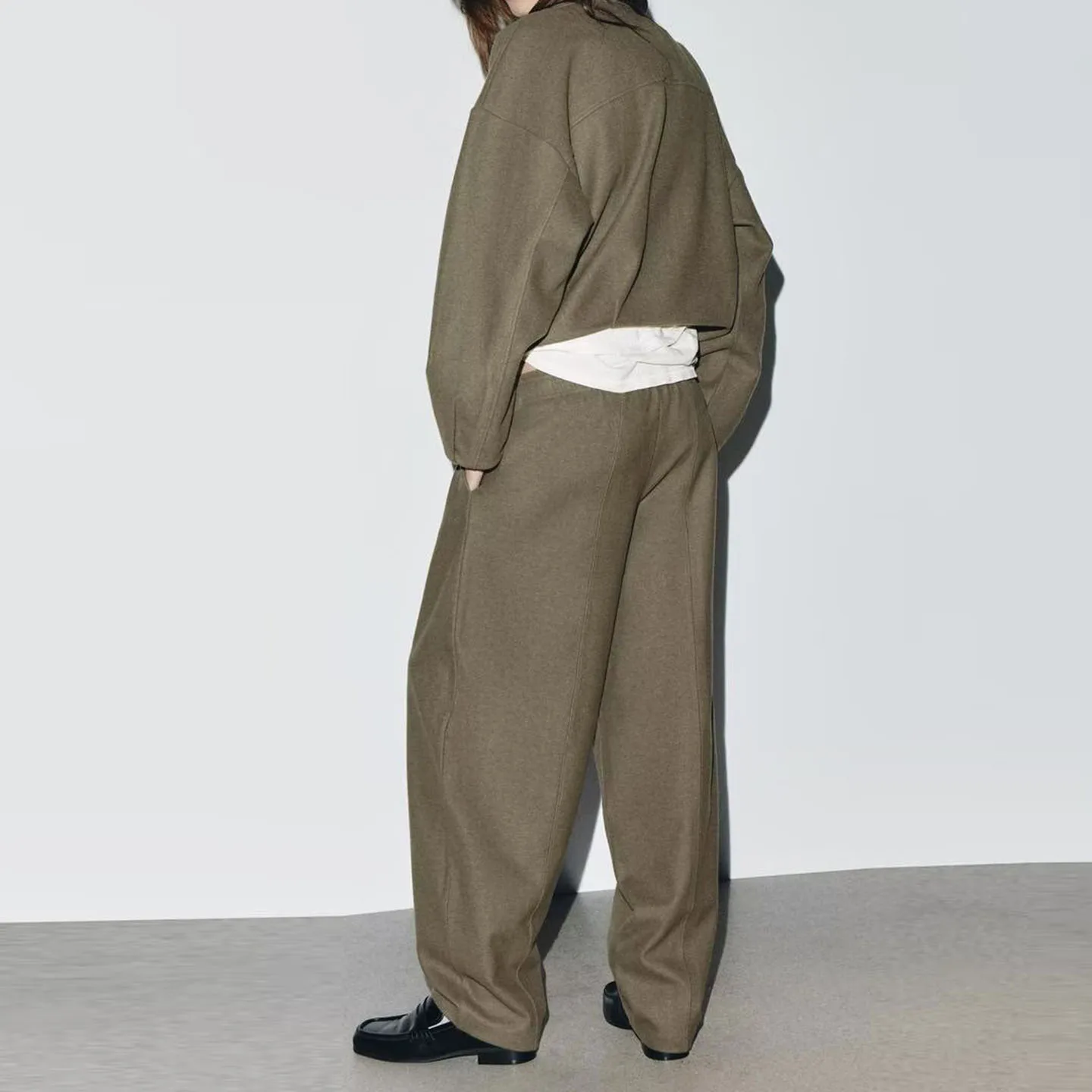 خريف 2025 سراويل نسائية ناعمة طويلة Sve Pilot Jaet 474848 سراويل مستقيمة الساق 474849 تخفيف Sle أنبوب مستقيم قرد #3