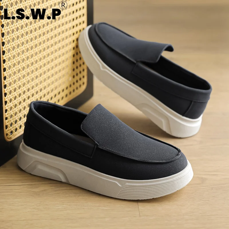 Men's Loafers: Casual Thick-Soled Men's Loafers with a Matte Suede Texture, Featuring a Laceless Slip-On Design That Saves Time and Effort, with a Textured Thick Sole That Is Wear-Resistant and Provides Excellent Grip, and a Shape That Complements the Foot Shape, Making Them Easy to Wear in Various Situations Such as Shopping or Going to Work.
