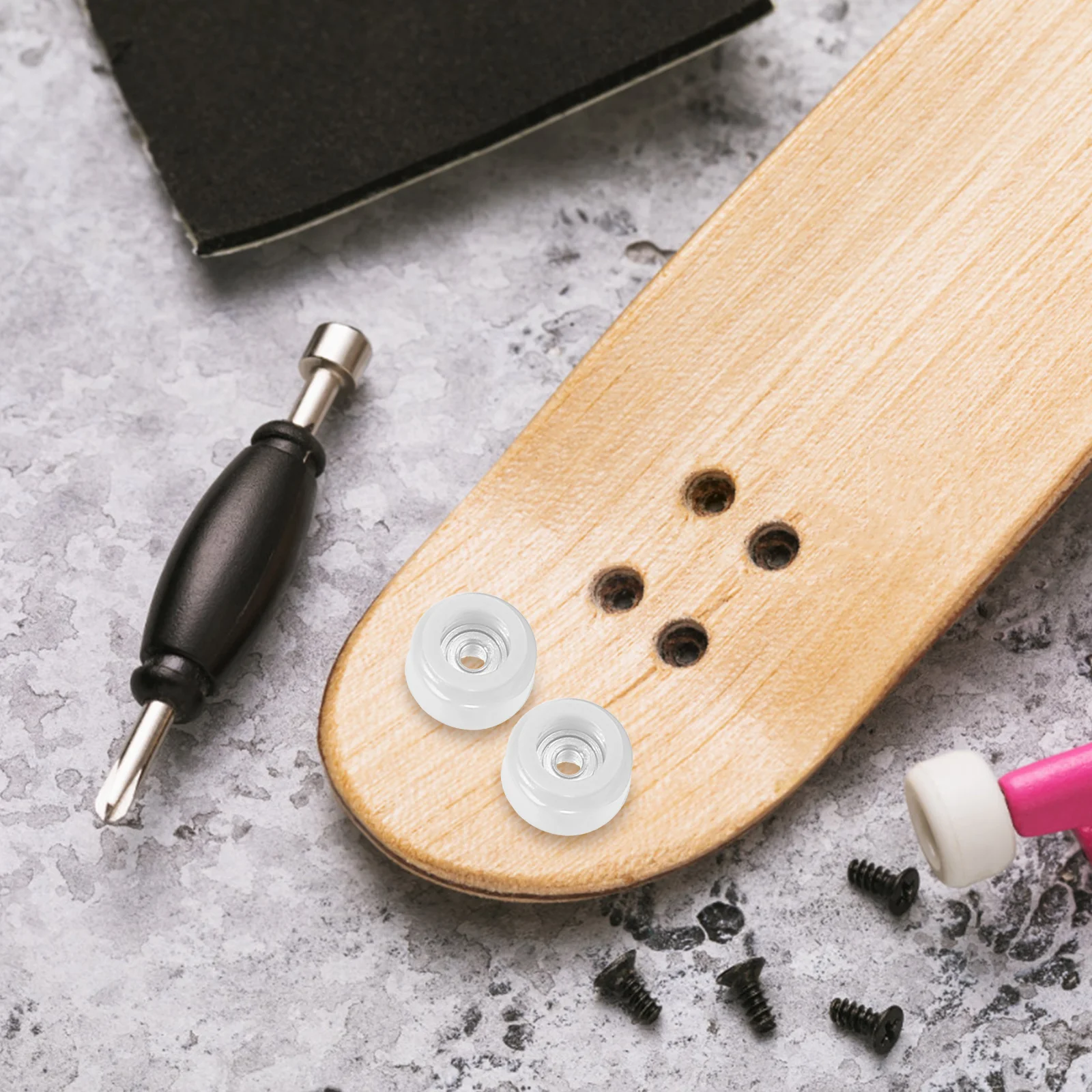 

4Pcs Finger Skate Roller Simulation Compact Durable Stress Relief Educational Fingerboard Desk Plaything Fingerboard Trucks 34mm