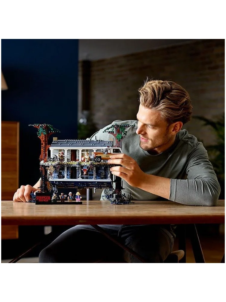 NIEUW IN VOORRAAD Compatibel 75810 Ondersteboven Bouwstenen Bricks Set Speelgoed Voor Kinderen Verjaardag Kerstcadeaus 2499PCS - afbeelding 2