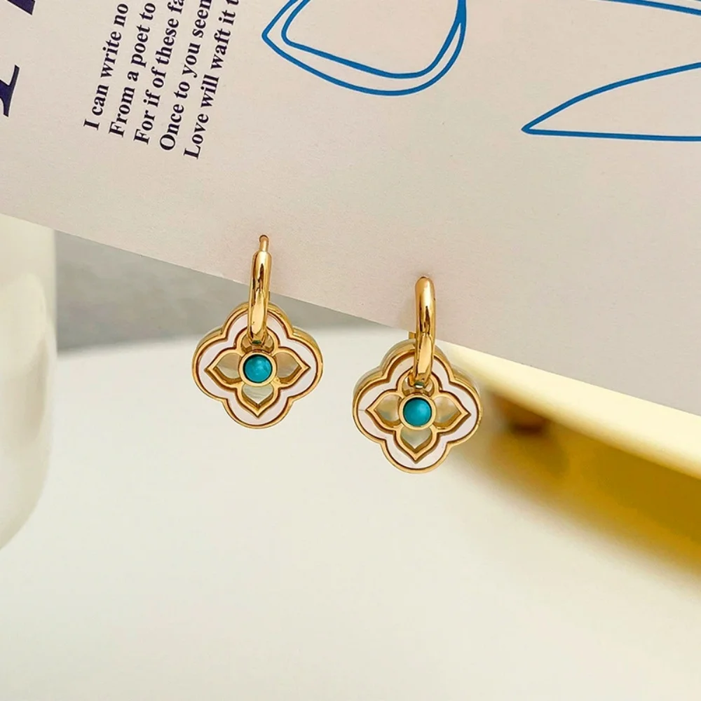 

Новые серьги-конюшины в китайском стиле — многосторонняя одежда, натуральная ракушка, нишевая эмаль, высококачественные темпераментные украшения для ушей для женщин