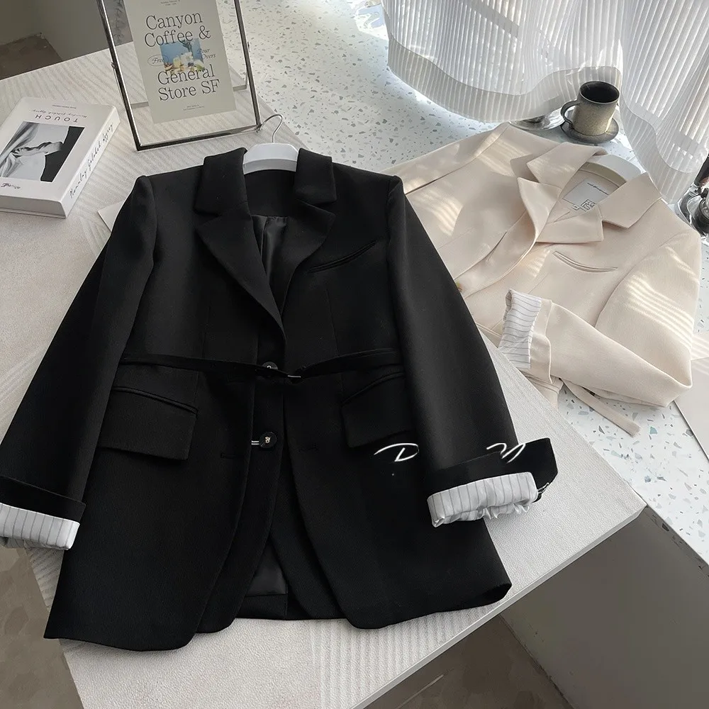 

Slimming Suit Jaet with Self-Preserved Design Commute Friendly Tuxedo Collar And Belt Versatile Long Sve Women's Coat