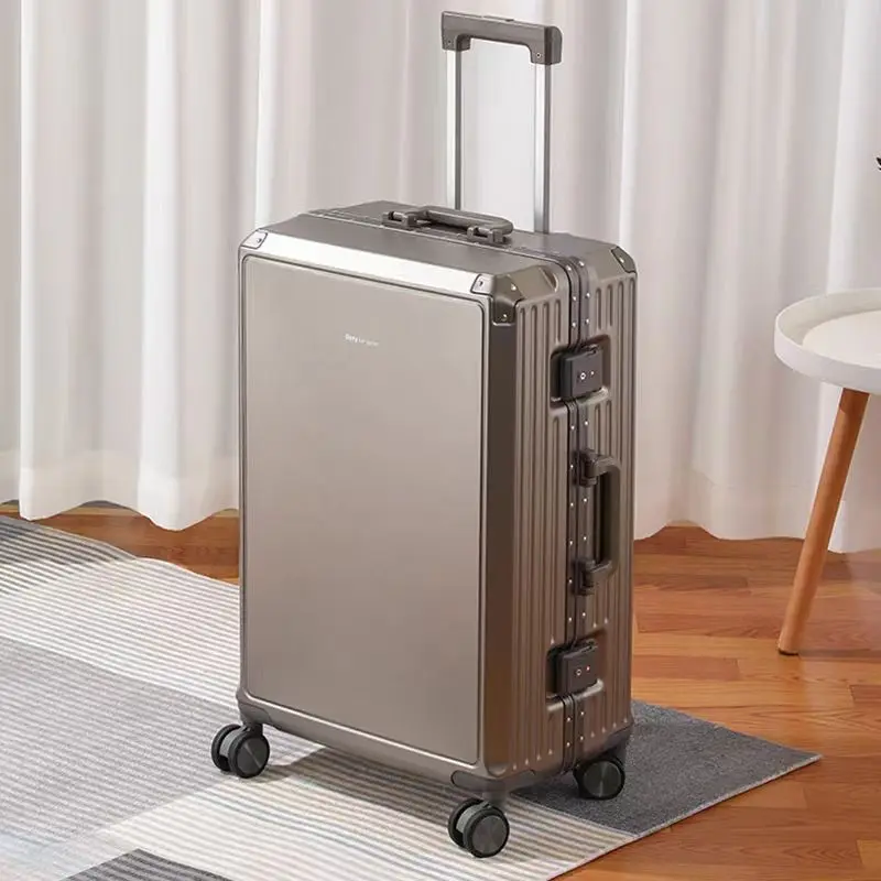 Men's Travel Suitcase for Business Boarding First Class Rolling Luggage for College and Business Male and Female Trolley Case