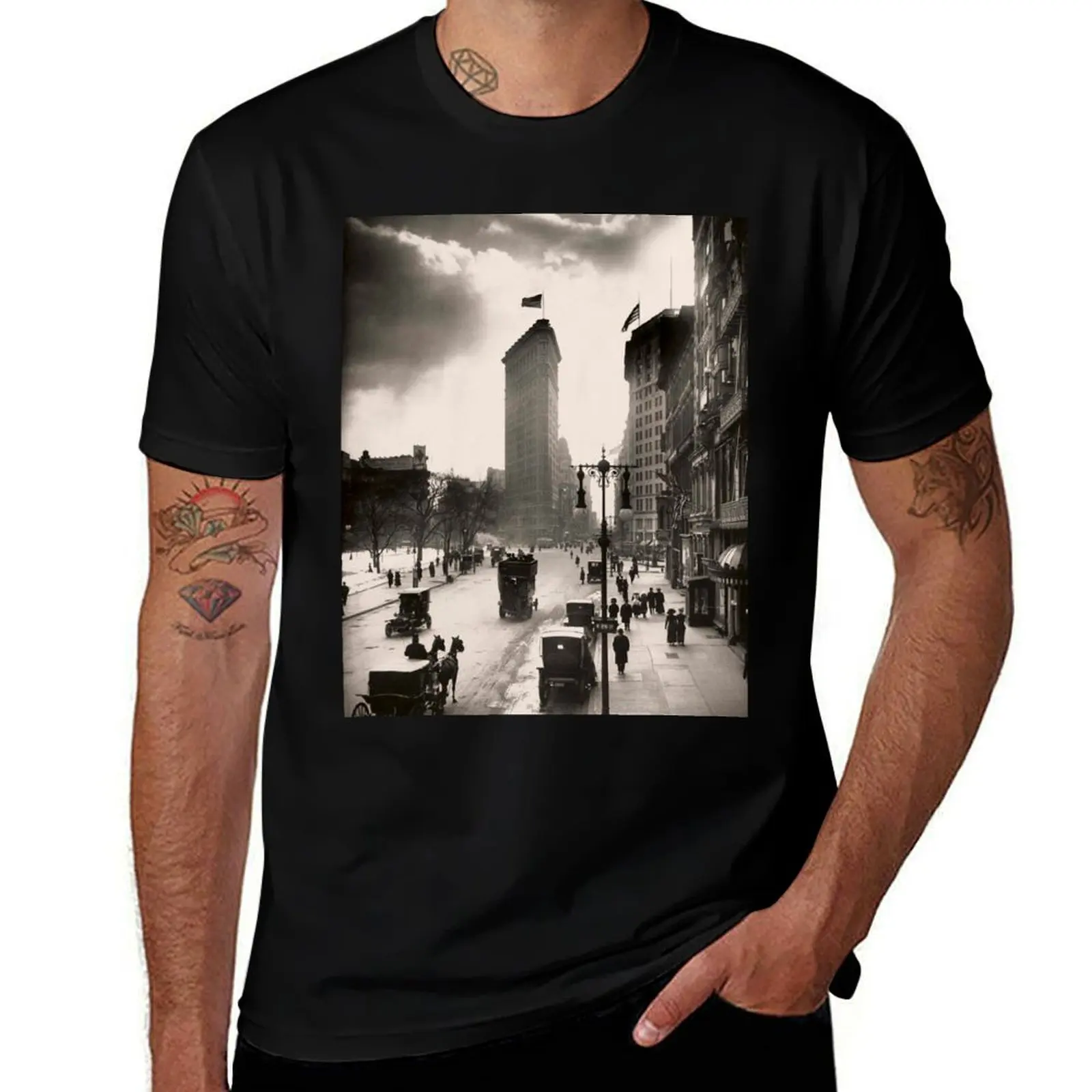 Vintage Photograph of The NYC Flat Iron Building 2 T-Shirt Work Daily Short Sleeve Top T-Shirt