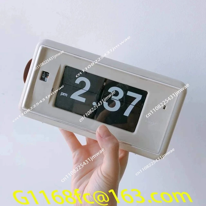 TWEMCO page turning clock AL30 pendulum alarm clock living room digital watch students use creative retro pendulum decoration ta