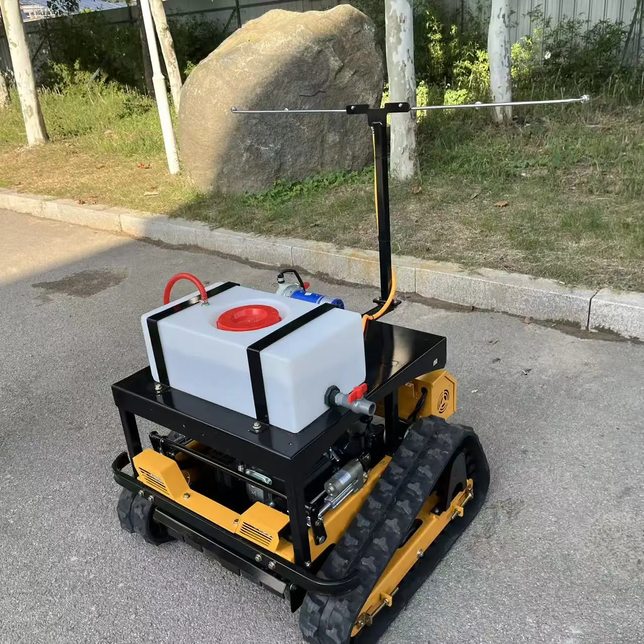 

500mm Remote Control Lawn Mower Easy to Use Full y Automatic Climbing Garden Weed Remover High Efficiency for Household