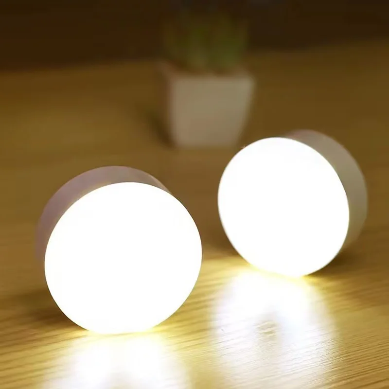 USB wiederaufladbare magnetische kleine Nachtlichter Mini tragbare Nachttischlampe LED 3 Modi Augenschutz kleine runde Lampe mit Schalter