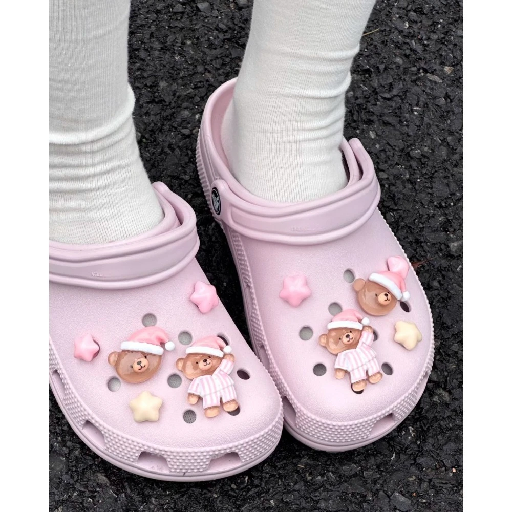 10pcs Sleepy Bear Designer Shoes Charms Set Fit Shoes Decoration for Hole Shoes Ornaments Women Shoes Accessories Pins Wholesale