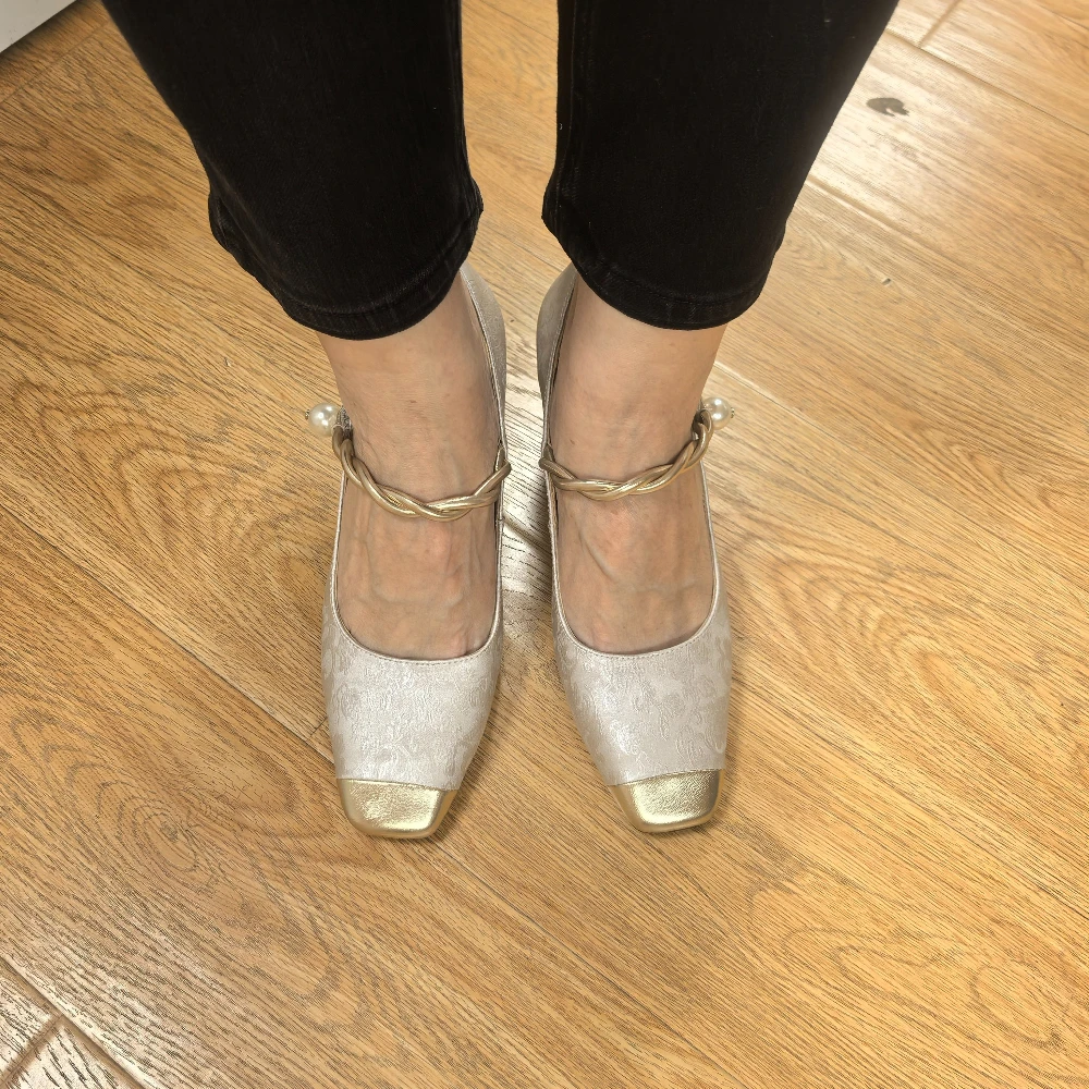 2025 New Square toe thick heeled women's shoes Summer elegant qipao shoes, luxurious banquet shoes Chaussures pour femme view 6
