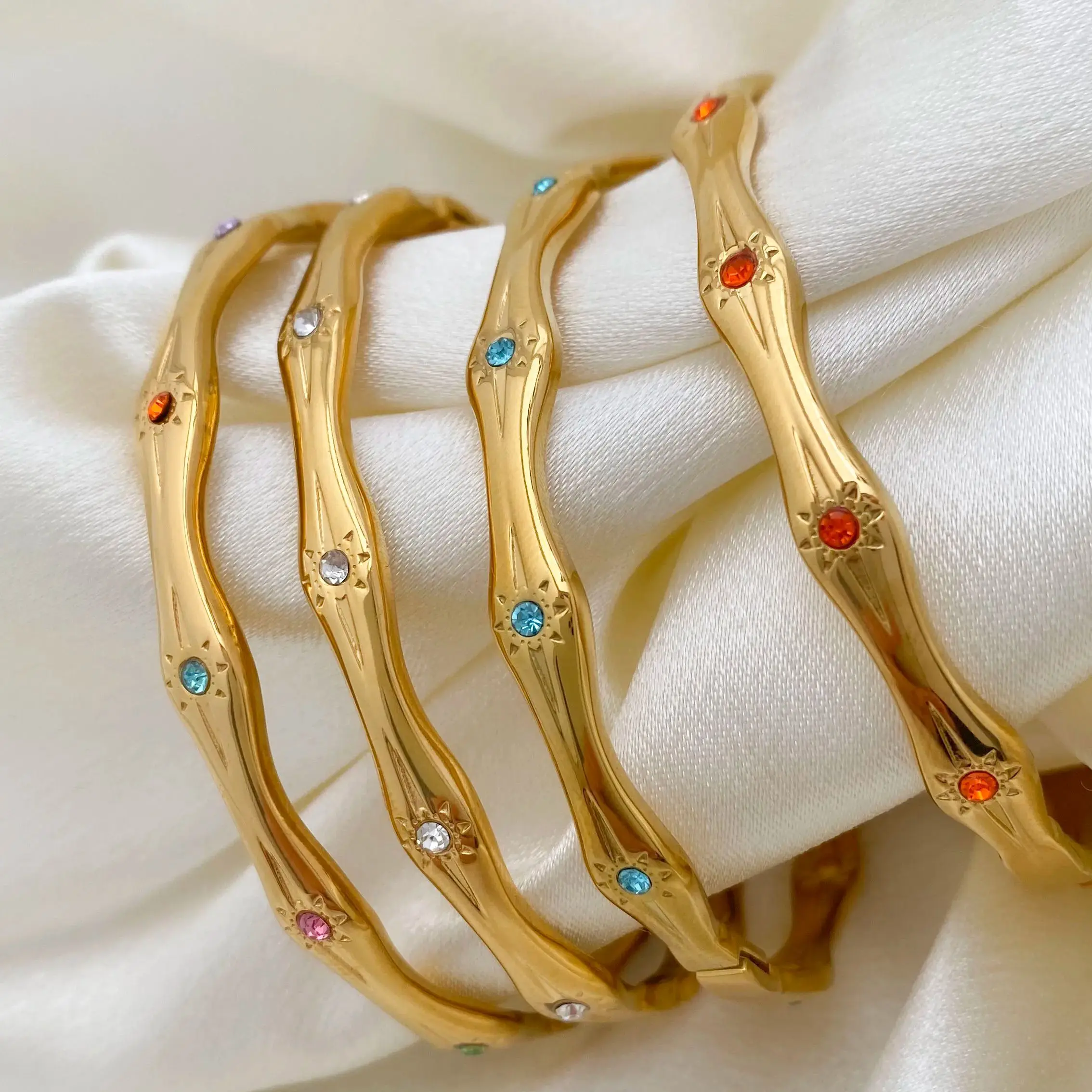 

CARLIDANA Latest Gold Plated Stainless Steel Jewelry Bamboo Shaped Star Clip Bangles with Zircon Gift Accessories Bracelet