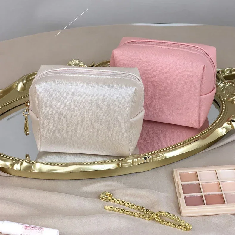Mini Makeup Lipstick Bag Ins Small Cosmetic Bags Organizer Pouch Toiletry Tampon Sanitary Napkin Lipstick Storage Case Waterpoof