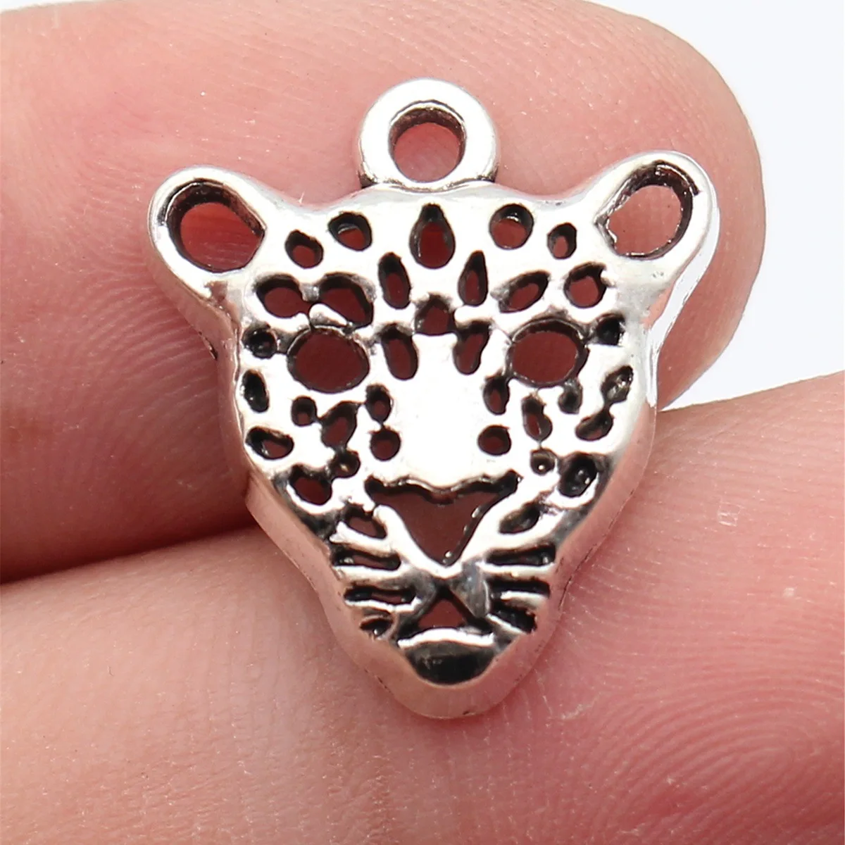 10pcs 20x18mm Antique Silver Color Hollow Out Leopard Head Charms Pendant Bulk DIY Jewelry Findings