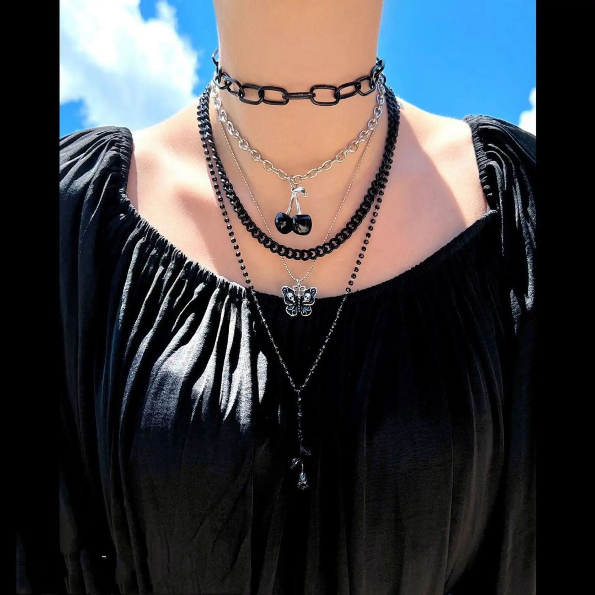 Goth Style Geometric Y2K Hip Hop Ball Chain Drip Oil Skull Butterfly Necklace for Women Turkey Harajuku Gift Fashion New