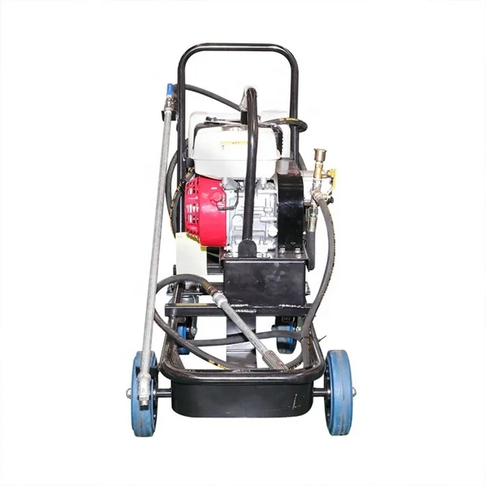 

China Factory Manufactured Easy Maintenance Emulsified Asphalt Spreader Sprayer for Construction Industry Asphalt Pavement Work
