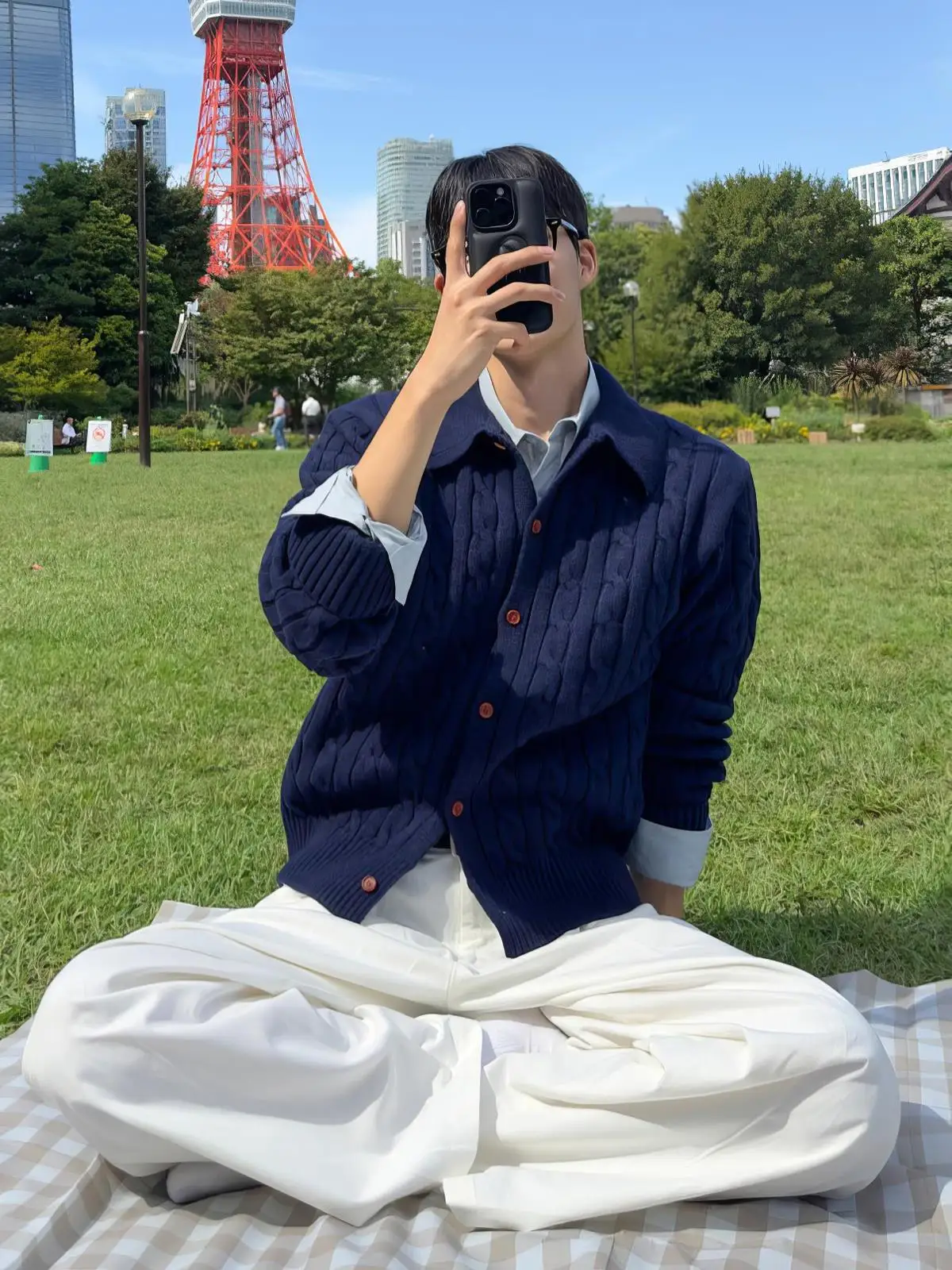 

Модный темно-синий вязаный кардиган, мужской осенне-зимний свободный крой, длинный свек на пуговицах, теплая модная корейская верхняя одежда