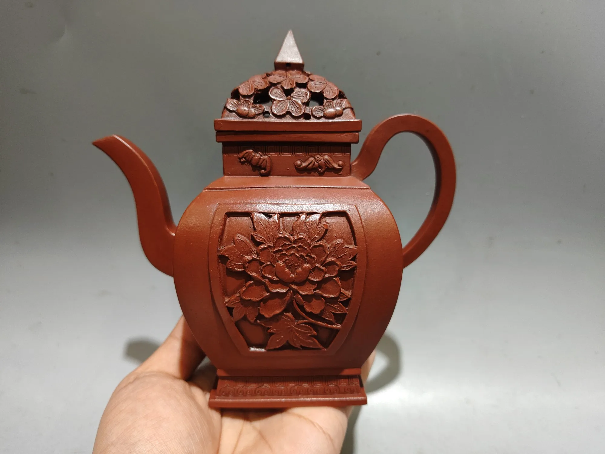 Yixing Purple Clay Pot Flower pattern hollowed-out lid Bat Peony Pot Square Pot Kettle Teapot Flagon