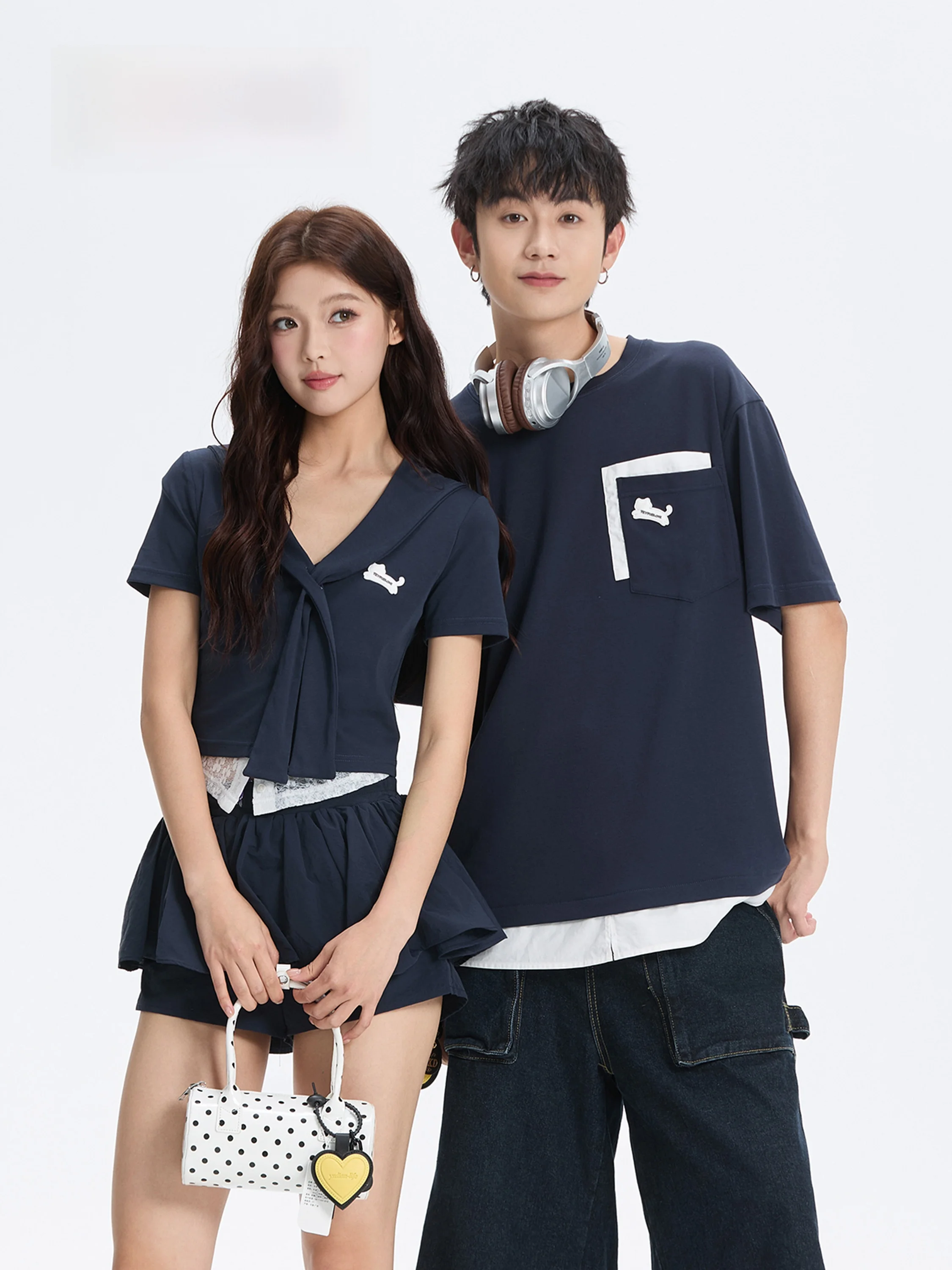 

Casual Couple Matching Short Sleeve T-Shirts Summer New Style Loose Fit Cotton Blend Comfortable Soft V-Neck Top for Men And ...