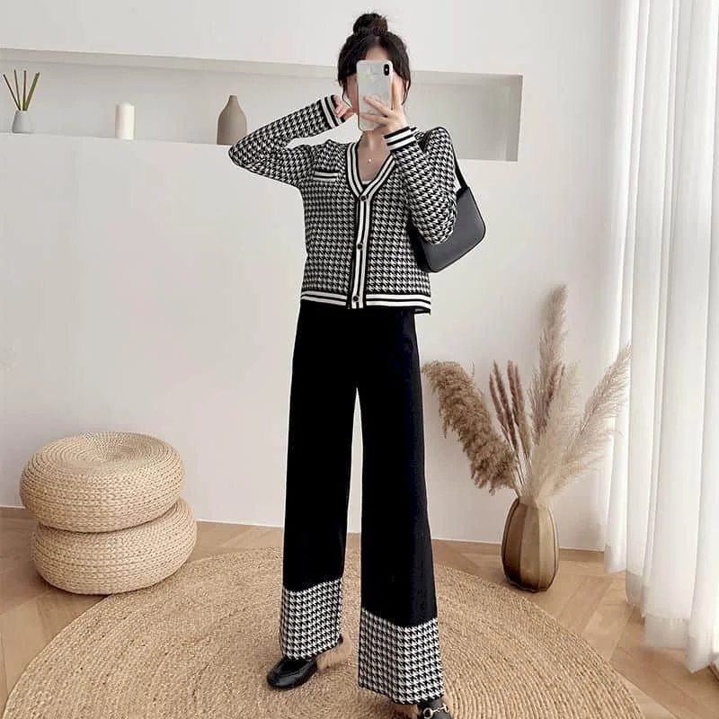 

Sweaters Sets Women V-neck Striped Cardigans and Elastic Waisted Wide Leg Pants Two Piece Set Women Outfits Korean Style Clothes