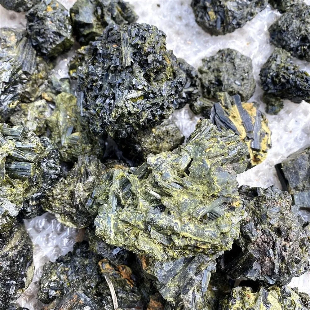 Natural Raw Green Tourmaline Crystal Gemstone Mineral Specimen for Healing, Reiki, Meditation & Home Decor