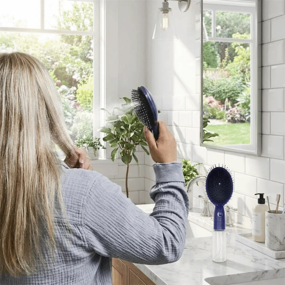 Portable Spray Air Cushion Comb 2-in-1 Anti Static 2-In-1 Misting Hair Brush Refillable Spray Mist Frizz-Reducing