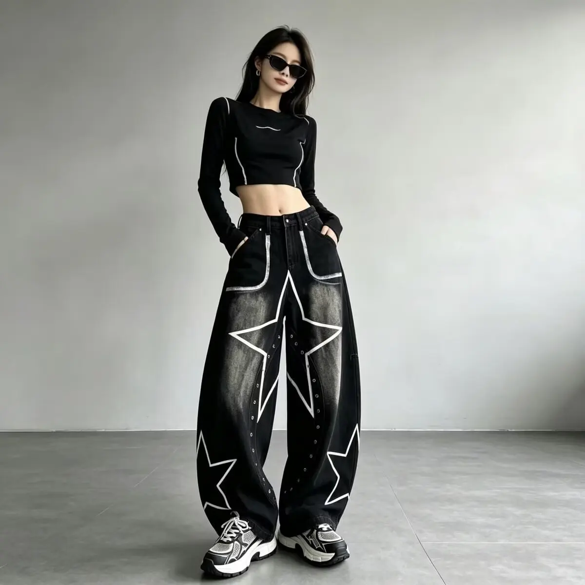 Five Pointed Star Hand-painted Graffiti Jeans Women Loose Fit Wide Leg Washed and Worn Pants